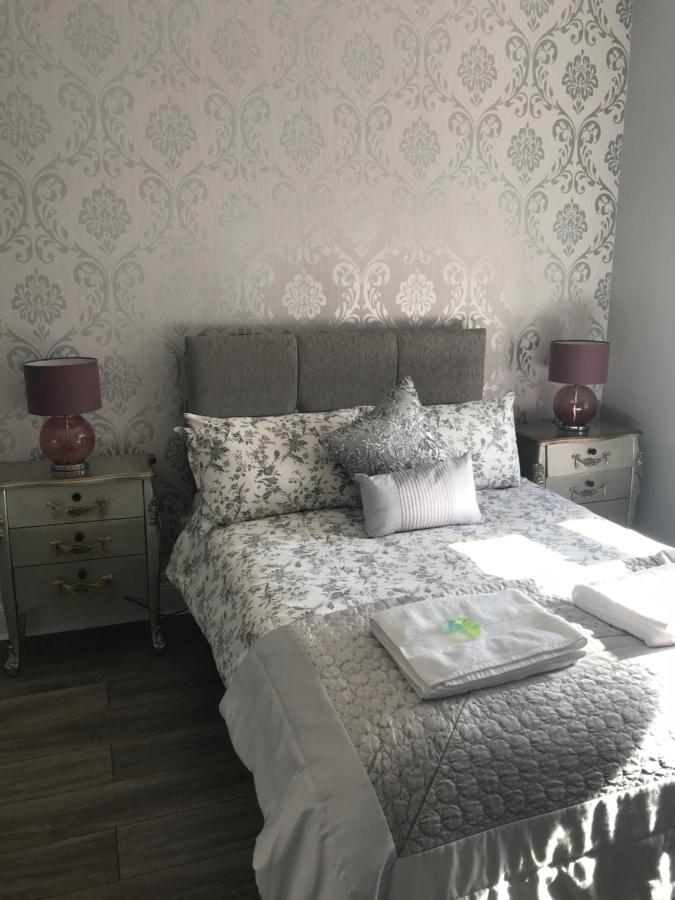 Mickering Barn Bed & Breakfast Aughton Bagian luar foto
