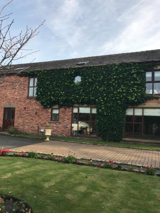 Mickering Barn Bed & Breakfast Aughton Bagian luar foto